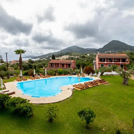 Zoi Apartmens Antonis Botsis