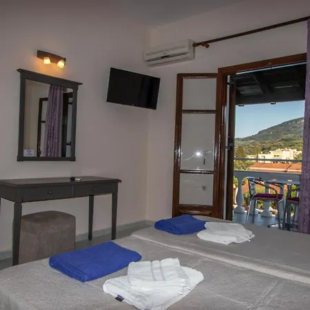 Zoi Apartmens Antonis Botsis Mesongí